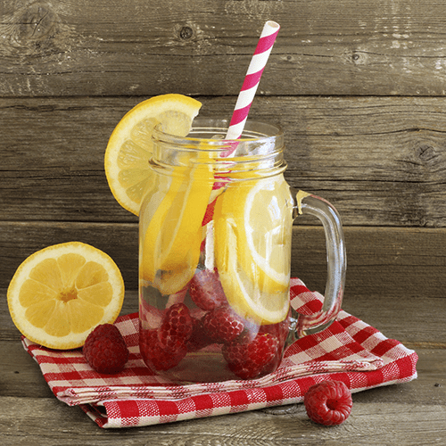 Sweetened beverage with fruit