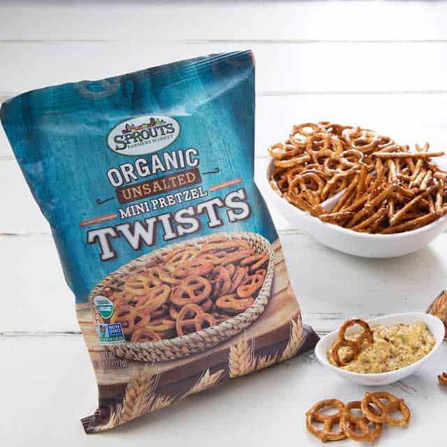 Organic pretzel twists