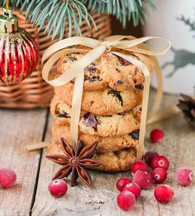 Holiday cookies - oatmeal cranberry