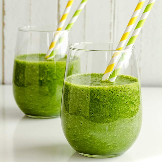 Spinach, kale, pineapple and papaya