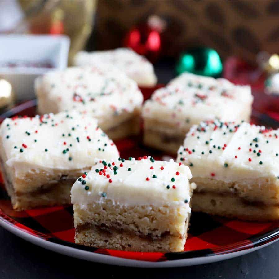 https://www.sprouts.com/wp-content/uploads/2019/12/WP-Snickerdoodle-Bars.jpg