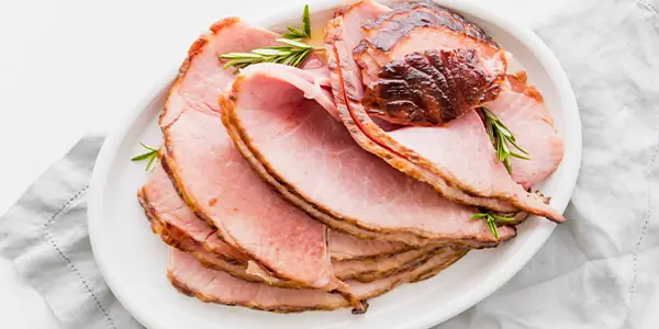 sliced ham on a plate