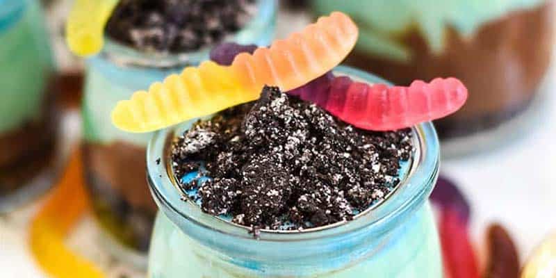 dirt cake in glasses